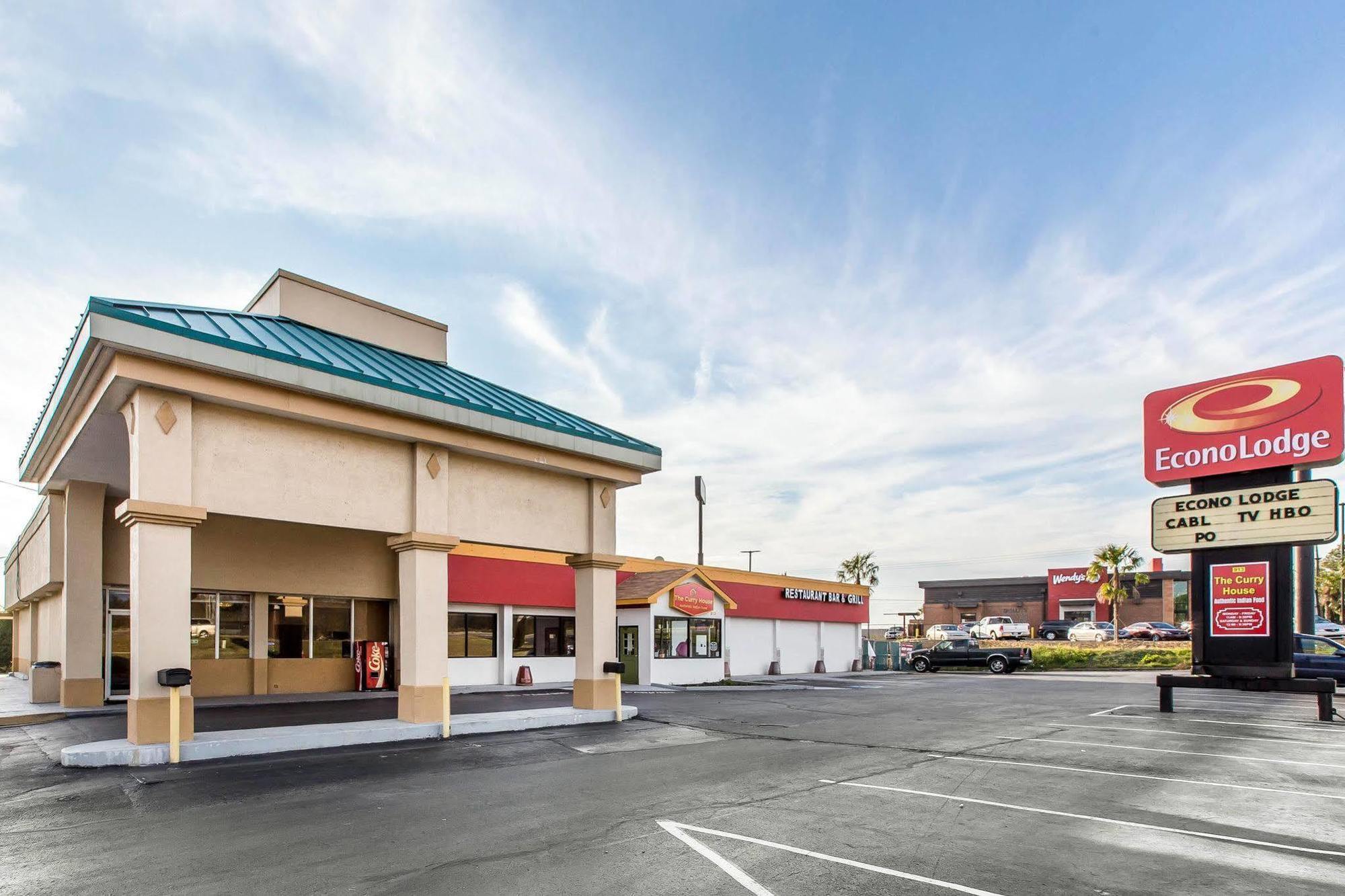 Econo Lodge Calhoun Buitenkant foto